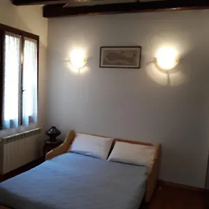 san-barnaba-artists-district-house.hotelinveneto.com/